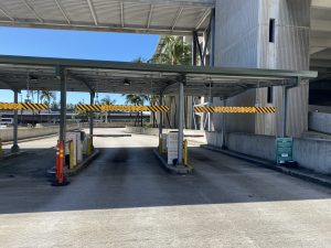 Public access to the Terminal 1 and International parking structures is open via the second level (departures level) mauka and makai entrances. Pictured is the mauka entrance. Photo courtesy: “HDOT” or “Hawaii Department of Transportation”